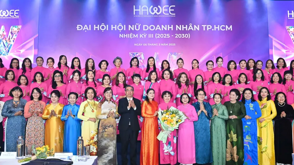 Đại hội Hội Nữ doanh nhân TPHCM: Hội tụ - Tỏa sáng - Lan tỏa