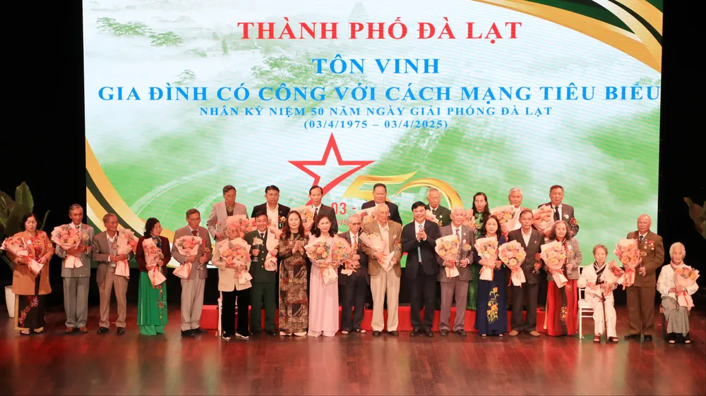 Đà Lạt tôn vinh các gia đình có công với cách mạng tiêu biểu