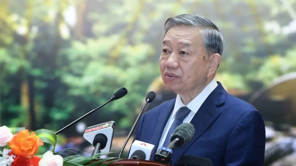 Những người lính cụ Hồ đã vượt qua muôn vàn gian khổ, hiểm nguy, viết nên những trang sử vàng (*)