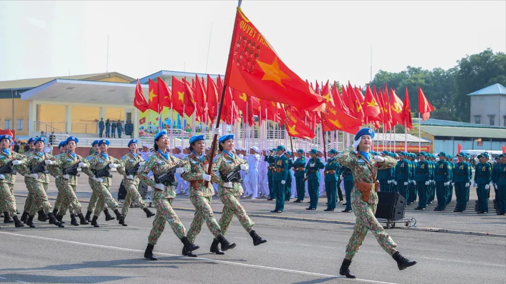Thủ tướng Phạm Minh Chính động viên các lực lượng tham gia diễu binh, diễu hành