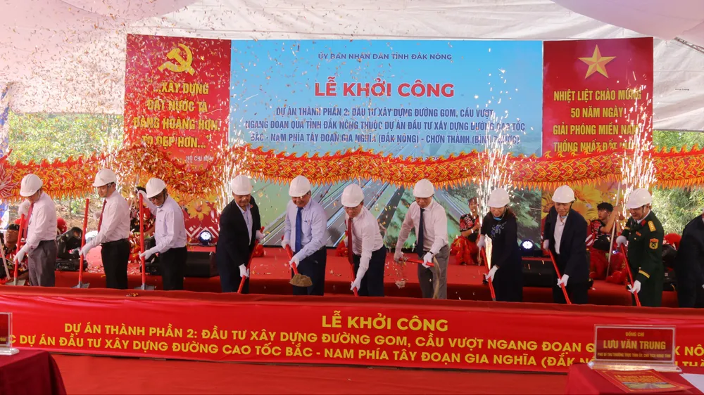 Khởi công Dự án thành phần 2 đường cao tốc Gia Nghĩa - Chơn Thành