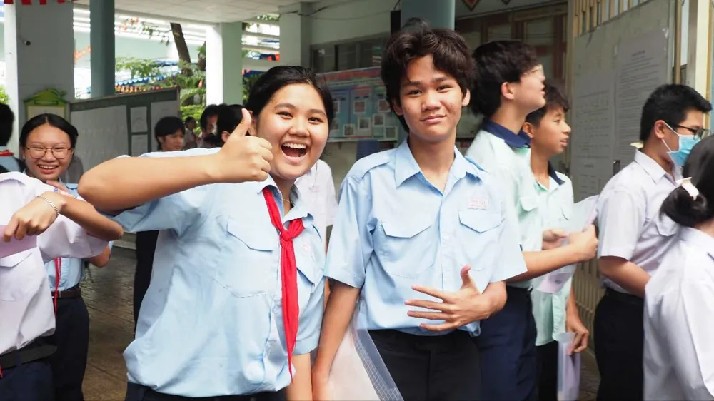 Đề thi môn Ngoại ngữ "dễ thở", thí sinh tự tin điểm 7-8