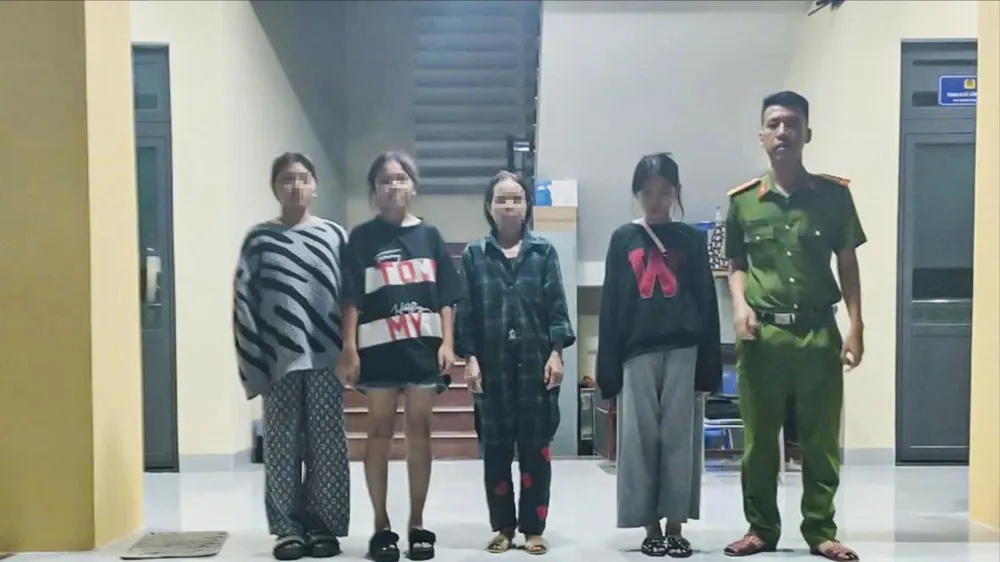 Quảng Ngãi: Giải cứu 3 bé gái bị dụ dỗ lao động ngoài tỉnh
