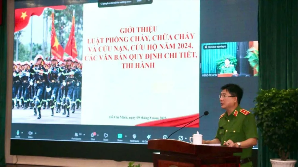 Trung tướng Nguyễn Tuấn Anh phát biểu tại hội nghị
