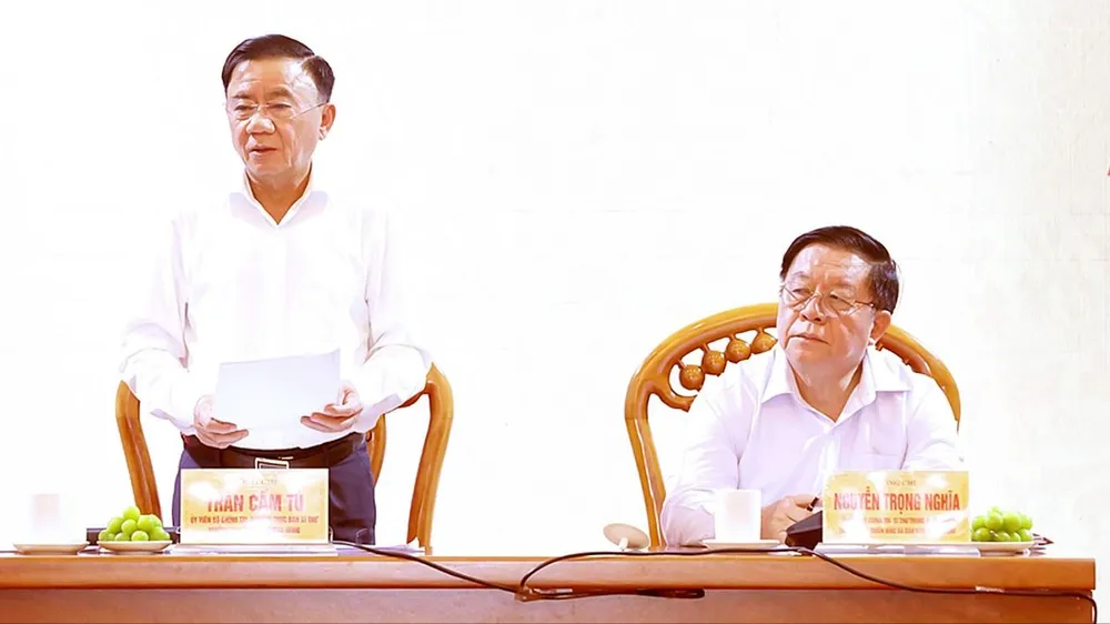 Sẽ thả 800 con chim bồ câu trong lễ diễu binh, diễu hành