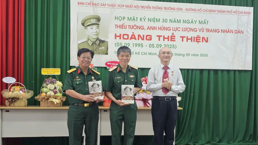Tri ân Thiếu tướng, Anh hùng Lực lượng Vũ trang nhân dân Hoàng Thế Thiện