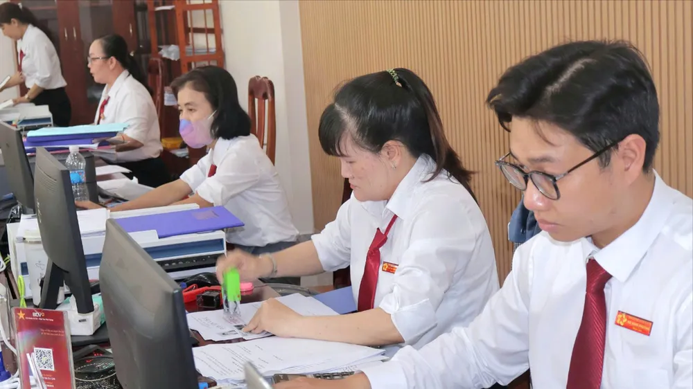 Khi quyền lực được kiểm soát bằng cơ chế thiết kế