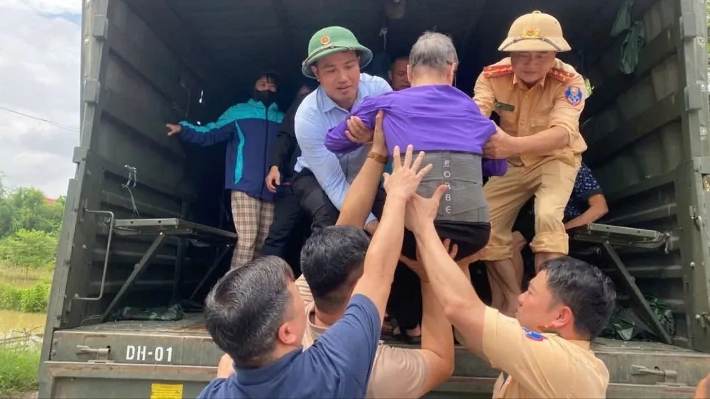 Hà Nội sẵn sàng sơ tán gần 36.000 người dân 