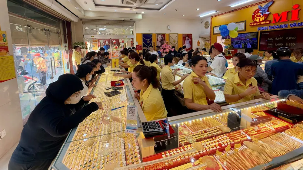 Giá vàng trong nước sáng nay, 21-10, tăng 3,2 triệu đồng/lượng