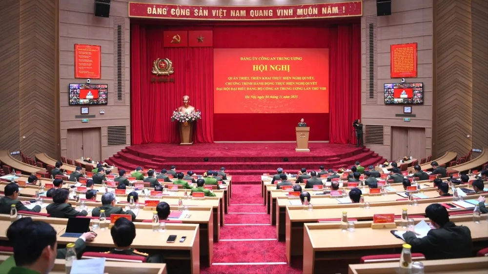 Bộ Công an phát động phong trào thi đua ba nhất trong toàn lực lượng