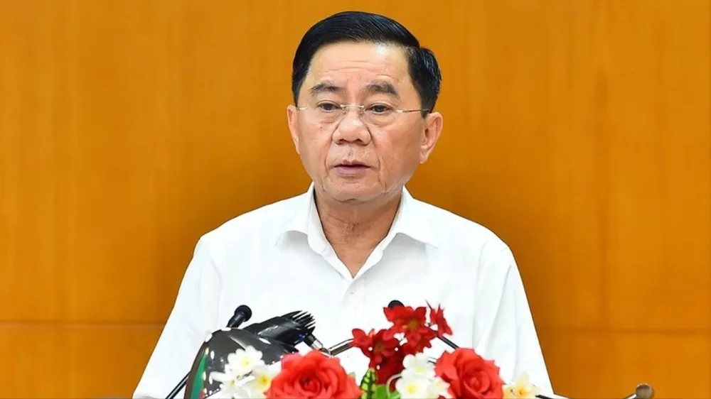 Bộ Chính trị yêu cầu chú trọng nâng cao năng lực cán bộ cấp xã