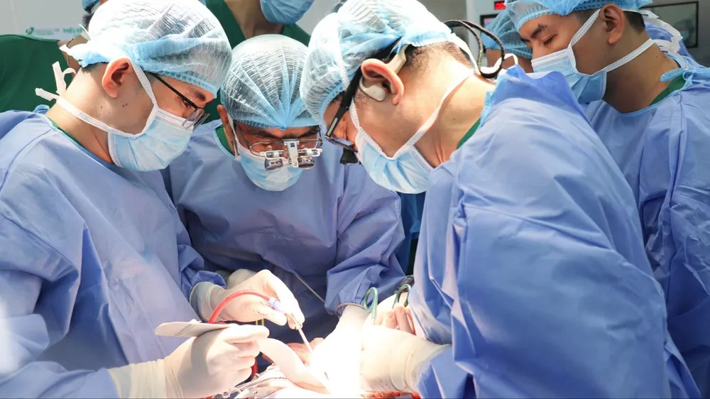 Tìm cơ hội sống cho trẻ cần ghép tạng