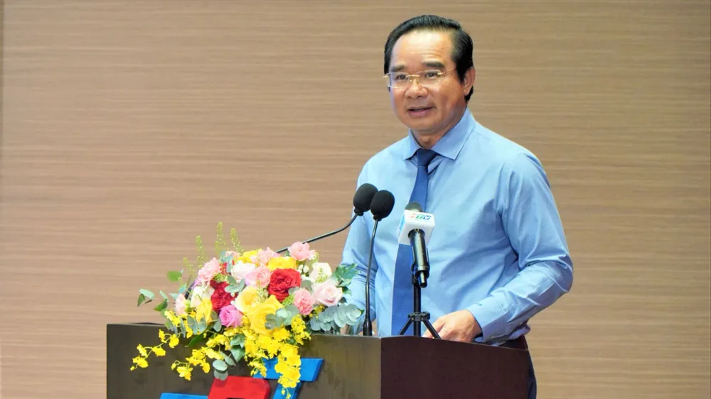 Chủ tịch UBND TPHCM Nguyễn Văn Được phát biểu tại hội nghị - Ảnh: THANH HÙNG