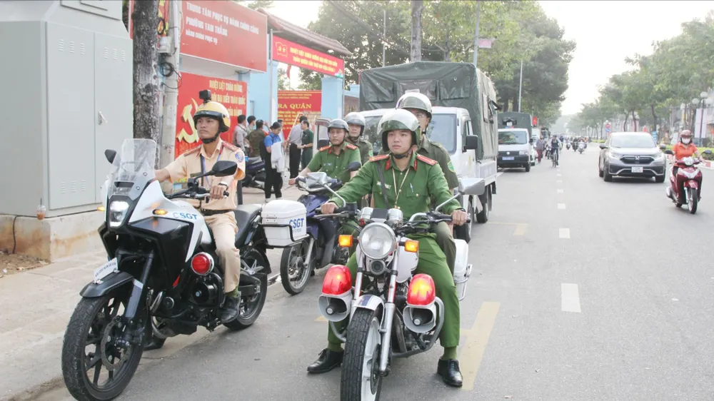 Nhiều phường, xã phía Đông TPHCM ra quân lập lại trật tự đô thị