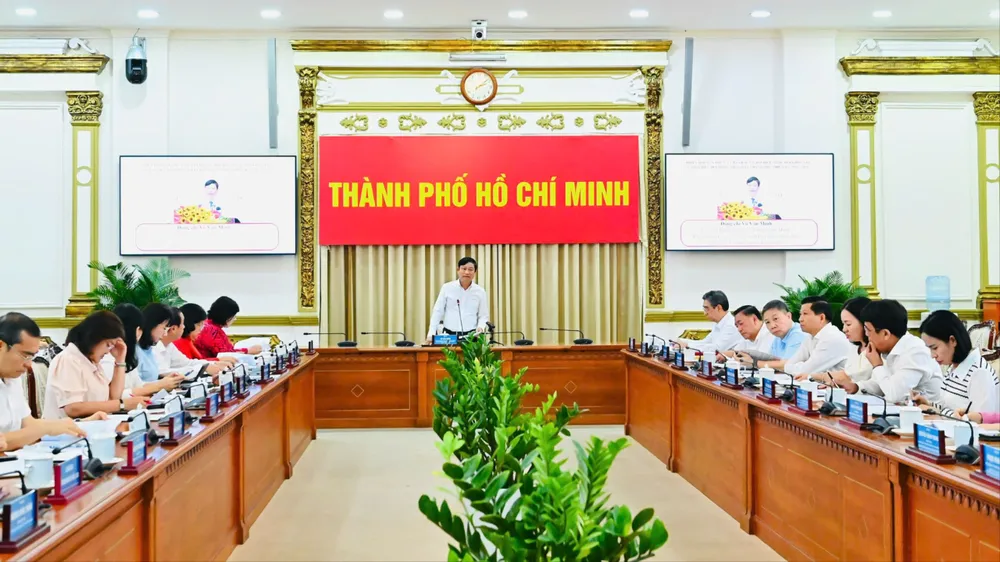 Ủy ban bầu cử TPHCM họp phiên thứ 5, nghe báo cáo tiến độ công tác bầu cử 