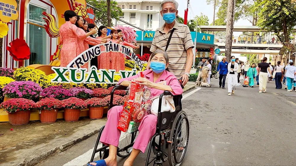 Mang tết ấm, xuân an đến với mỗi người bệnh