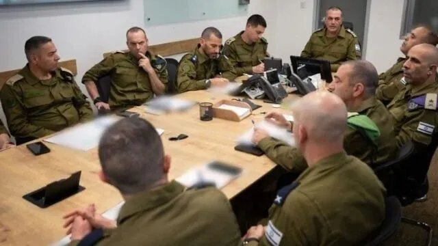 Cuộc họp của Bộ Tổng Tham mưu sau vụ phóng tên lửa của Hezbollah vào miền Bắc Israel. Ảnh: Lực lượng Phòng vệ Israel