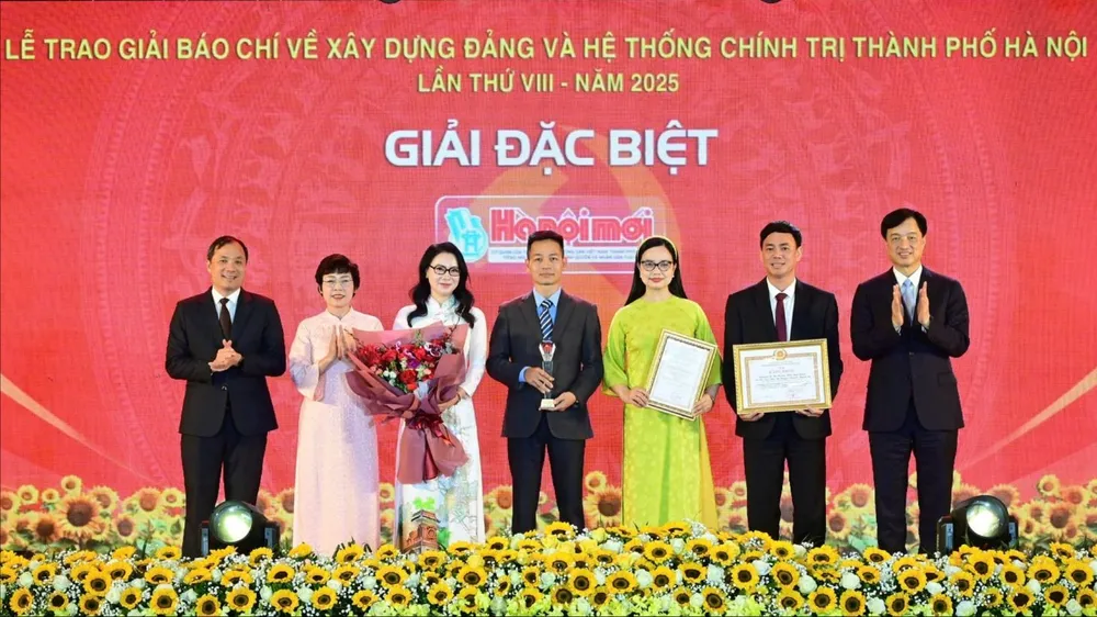 Báo Sài Gòn Giải Phóng đoạt Giải Báo chí về xây dựng Đảng của TP Hà Nội