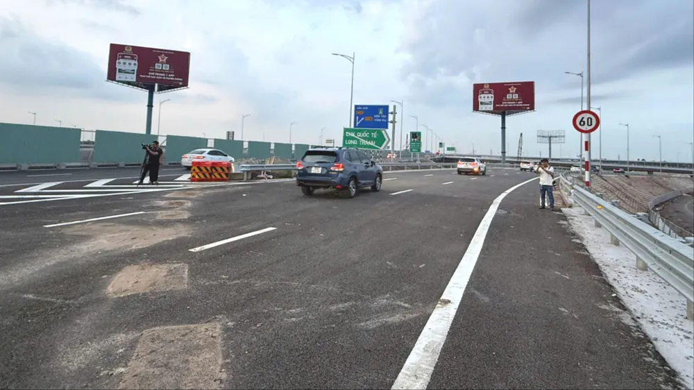 Mở nhánh kết nối vào đường cao tốc Biên Hòa - Vũng Tàu tại nút giao Long Thành