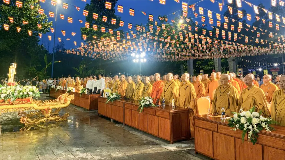 TPHCM: Trang nghiêm Đại lễ Phật đản Phật lịch 2570 tại chùa Hội An