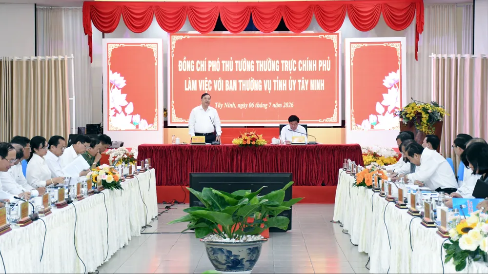 Phó Thủ tướng Thường trực Chính phủ Phạm Gia Túc: Tây Ninh phải khai thác hiệu quả lợi thế cửa khẩu và vị trí kết nối vùng 