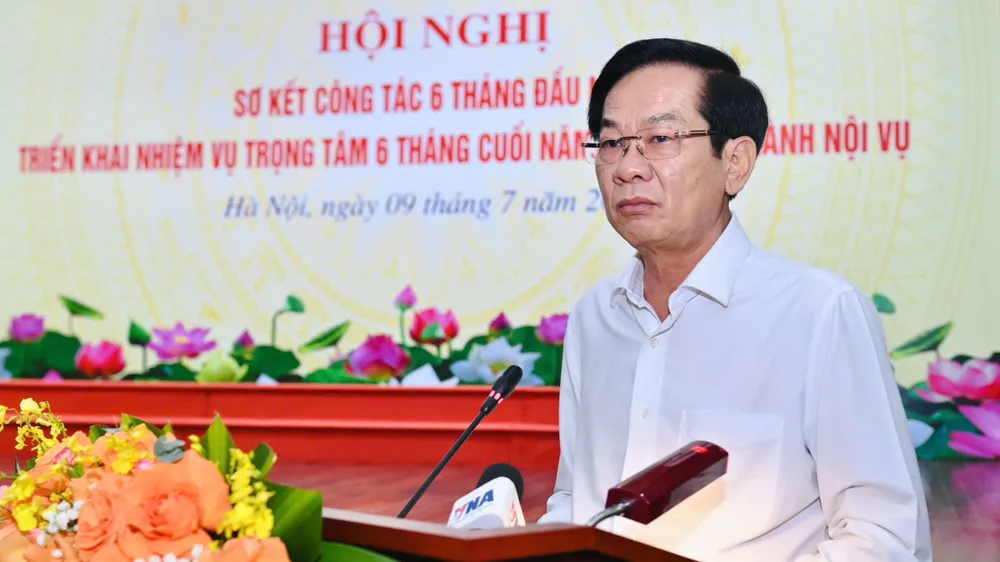 Nghiên cứu, đề xuất phương án phân cấp, phân quyền mạnh mẽ hơn