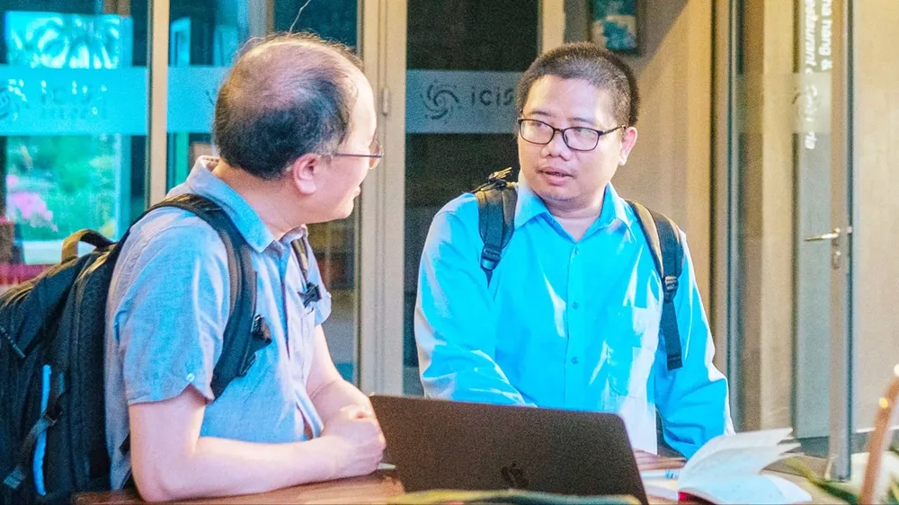 2 nhà khoa học Việt với kỳ tích về vật lý lượng tử