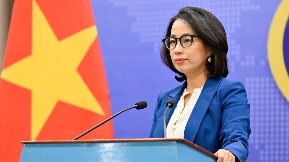 Tàu Khôi Nguyên 18 gặp nạn trên biển, đã cứu được 45 người