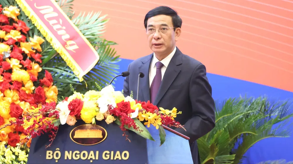 Hội nghị Ngoại giao lần thứ 33.