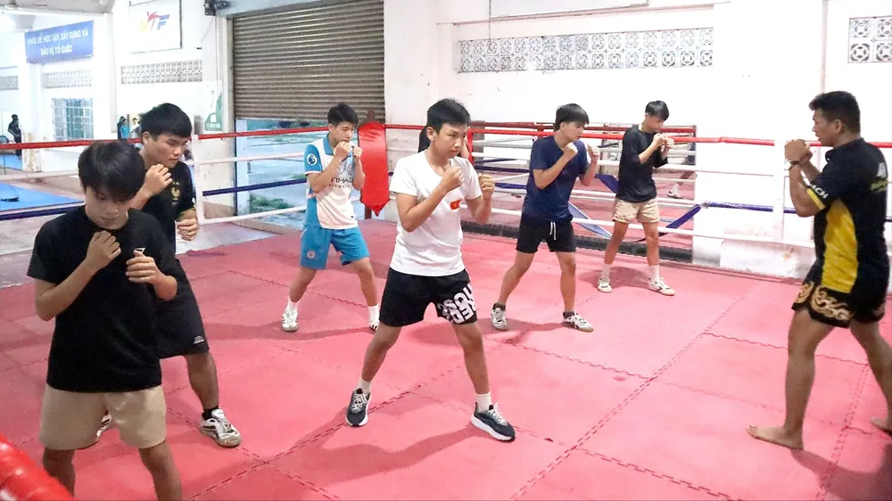Nhịp sống khỏe từ sân tập thể thao cộng đồng