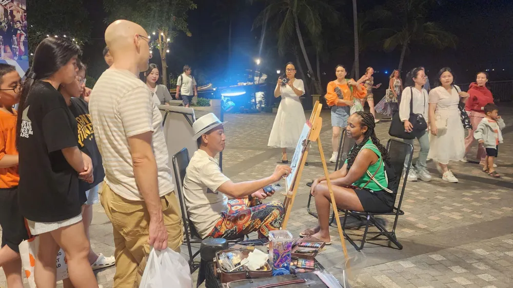 7 tháng đầu năm, Việt Nam đón 13,9 triệu lượt khách quốc tế. Ảnh: THU HÀ