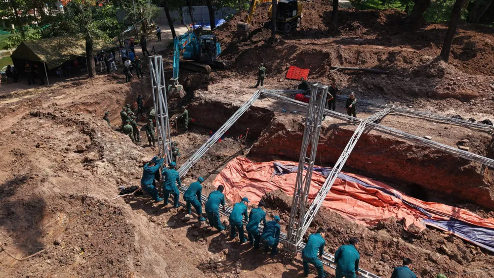 Quy tập thêm 14 bộ hài cốt liệt sĩ tại Công viên Lê Thị Riêng