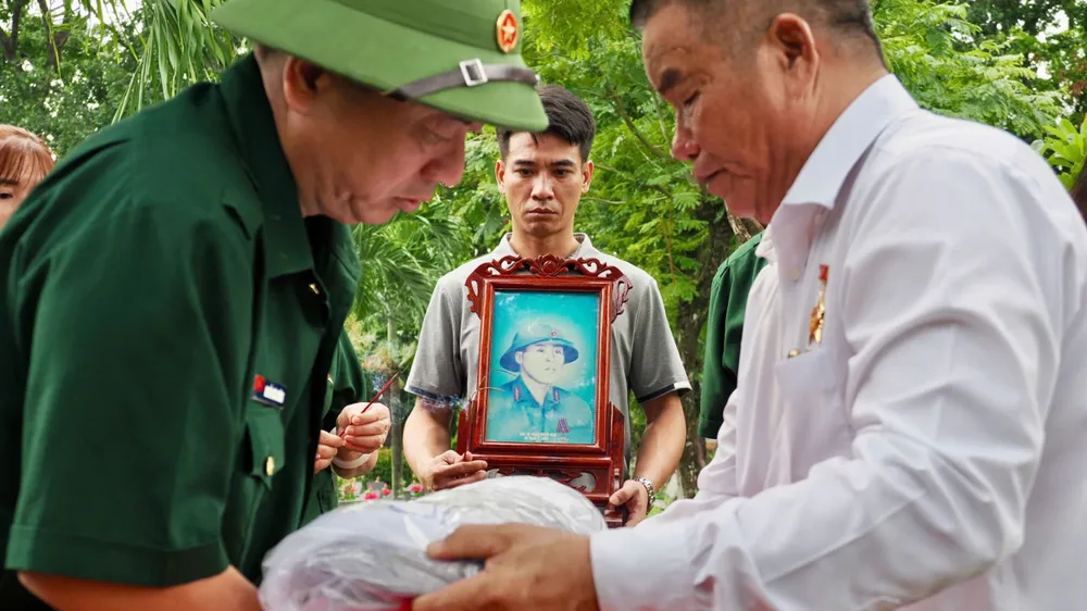 Đưa liệt sĩ Đặng Doãn Ngọ về quê nhà sau 48 năm