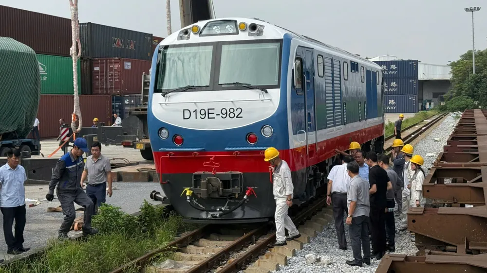 Đường sắt Việt Nam tiếp nhận lô đầu máy mới ngày 29-8. Ảnh: H.NHUNG