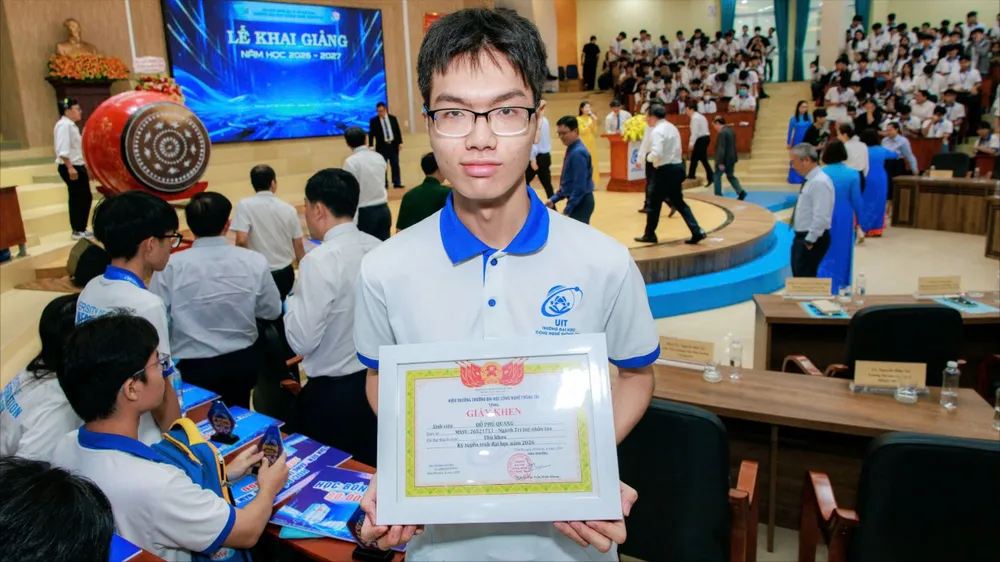 Thủ khoa 108,33 điểm Đỗ Phú Quang: Phải biết cách làm chủ công nghệ