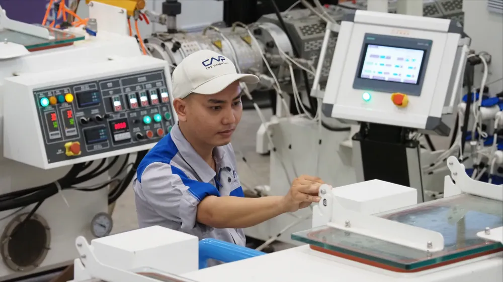 Người lao động phải thích ứng với công nghệ 