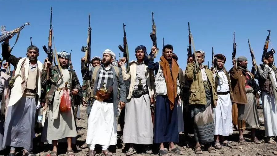 Saudi Arabia dồn dập không kích Houthi