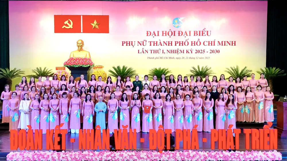Bà Mai Thị Hồng Hoa làm Phó Chủ tịch Hội LHPN TPHCM