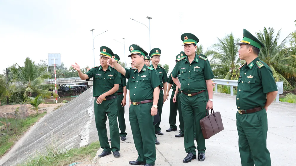 Đoàn công tác kiểm tra tại Trạm kiểm soát Biên phòng Nha Sáp (Đồn Biên phòng Vĩnh Điều)