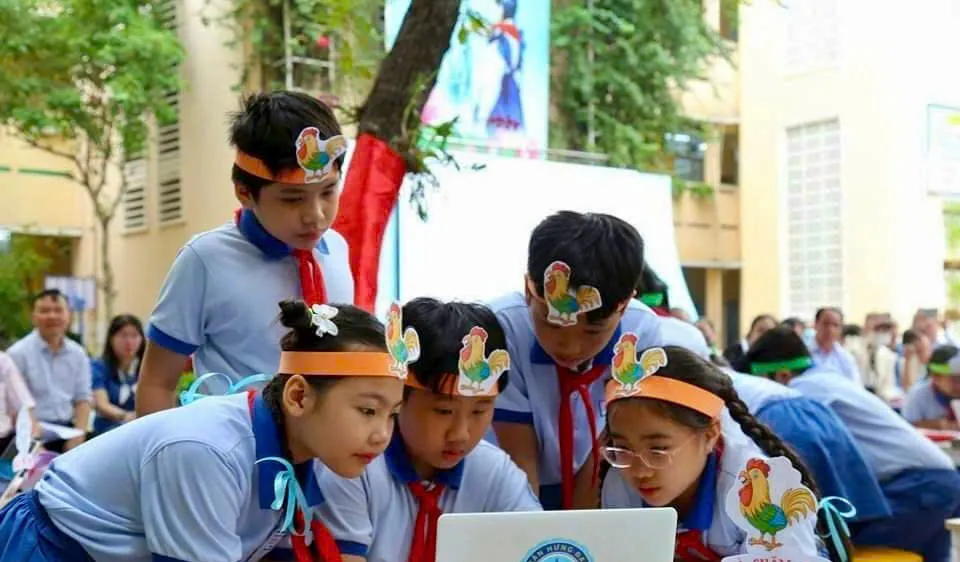 Thay đổi cách dạy để học sinh không lạm dụng AI
