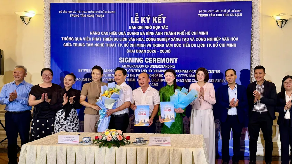 Trung tâm Nghệ thuật TPHCM và Trung tâm Xúc tiến du lịch TPHCM tổ chức ký kết bản ghi nhớ hợp tác giai đoạn 2026 - 2030