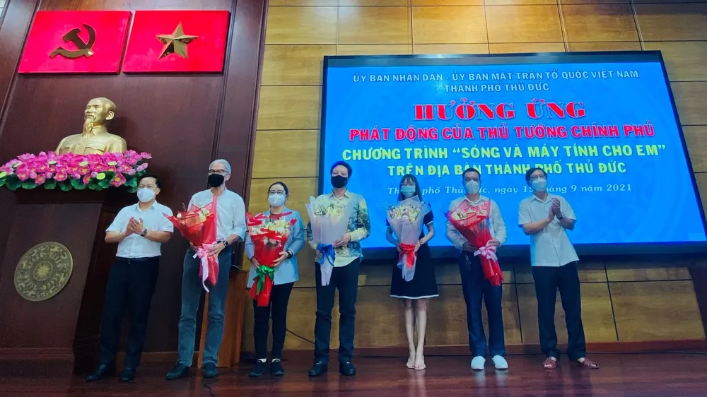 TP Thủ Đức kêu gọi chung tay hỗ trợ mua máy tính cho học sinh học trực tuyến