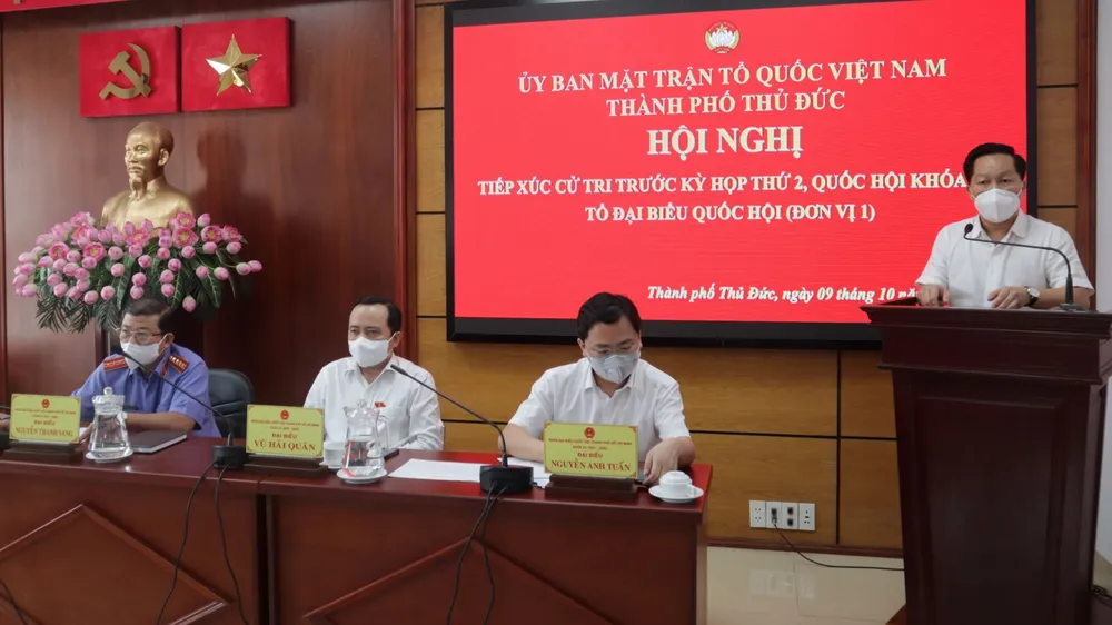 Cử tri TP Thủ Đức kiến nghị nhiều vấn đề liên quan đến phòng chống dịch Covid-19