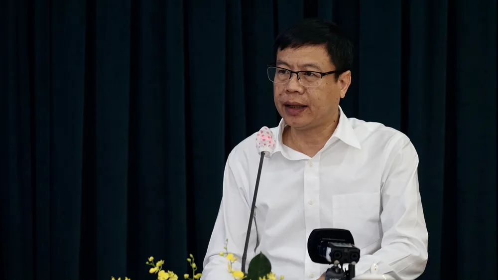 Thứ trưởng Bộ KH-CN Lê Xuân Định: Người làm nghiên cứu mà tiền lương không đủ sống thì khó tập trung