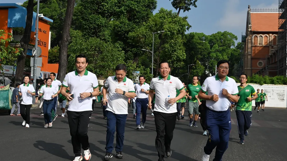 Hơn 30.000 người tham gia Ngày chạy Olympic vì sức khoẻ toàn dân