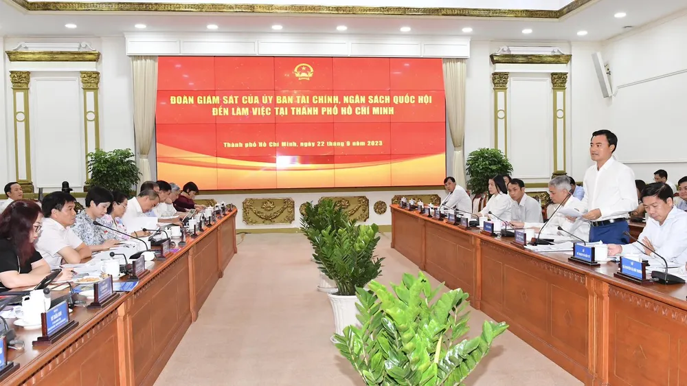 TPHCM đặt mục tiêu thu ngân sách năm 2024 khoảng 460.510 tỷ đồng