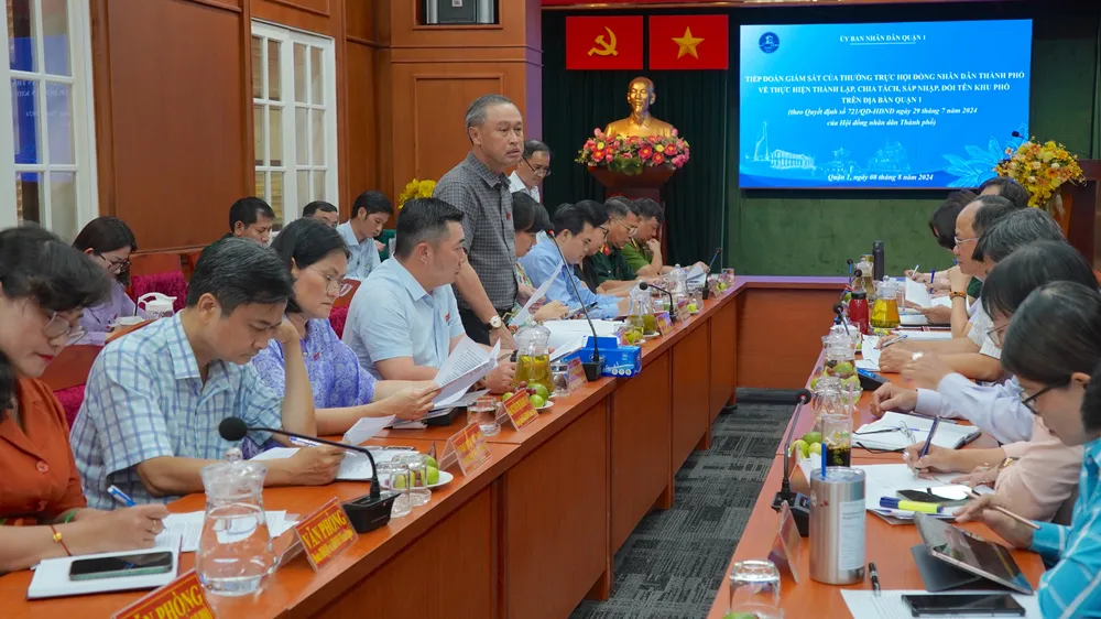Có khu phố ở quận 1 phải mượn tạm chốt dân phòng làm nơi hội ý