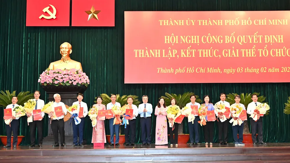 TPHCM kết thúc hoạt động 14 và giải thể 7 cơ quan Đảng 