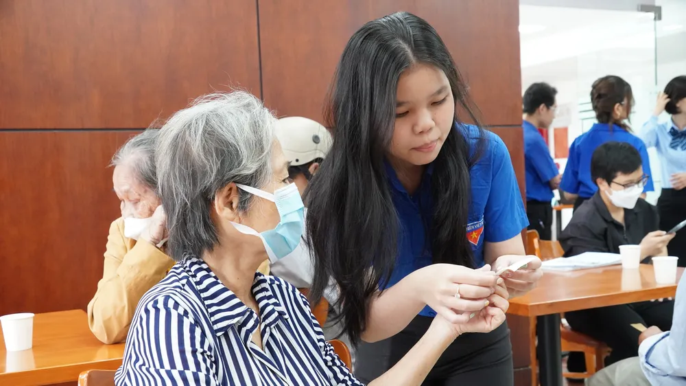 TPHCM nâng mức trợ cấp hưu trí xã hội lên 650.000 đồng/tháng