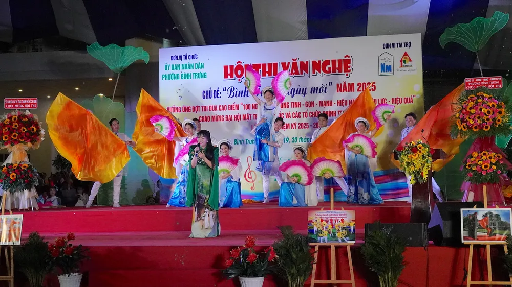 Khai mạc hội thi văn nghệ "Bình Trưng ngày mới"
